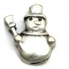 empoweringnana's tweet photo. Silver "frosty" Snowman #floatingcharms https://t.co/XL6mSWjsvp