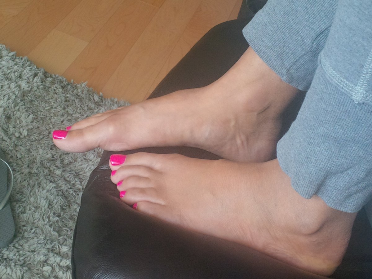 Hot wife feet