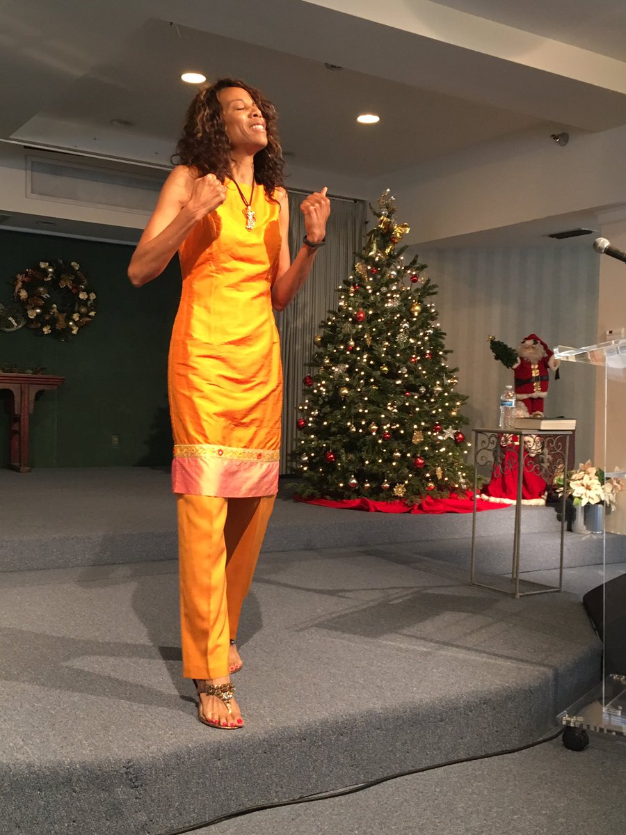 Marianne Lewis (@mariannesings) on Twitter photo 