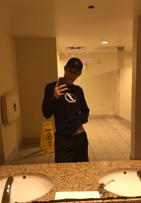 Watch mikey's leaked NSFW photo on TwXstars