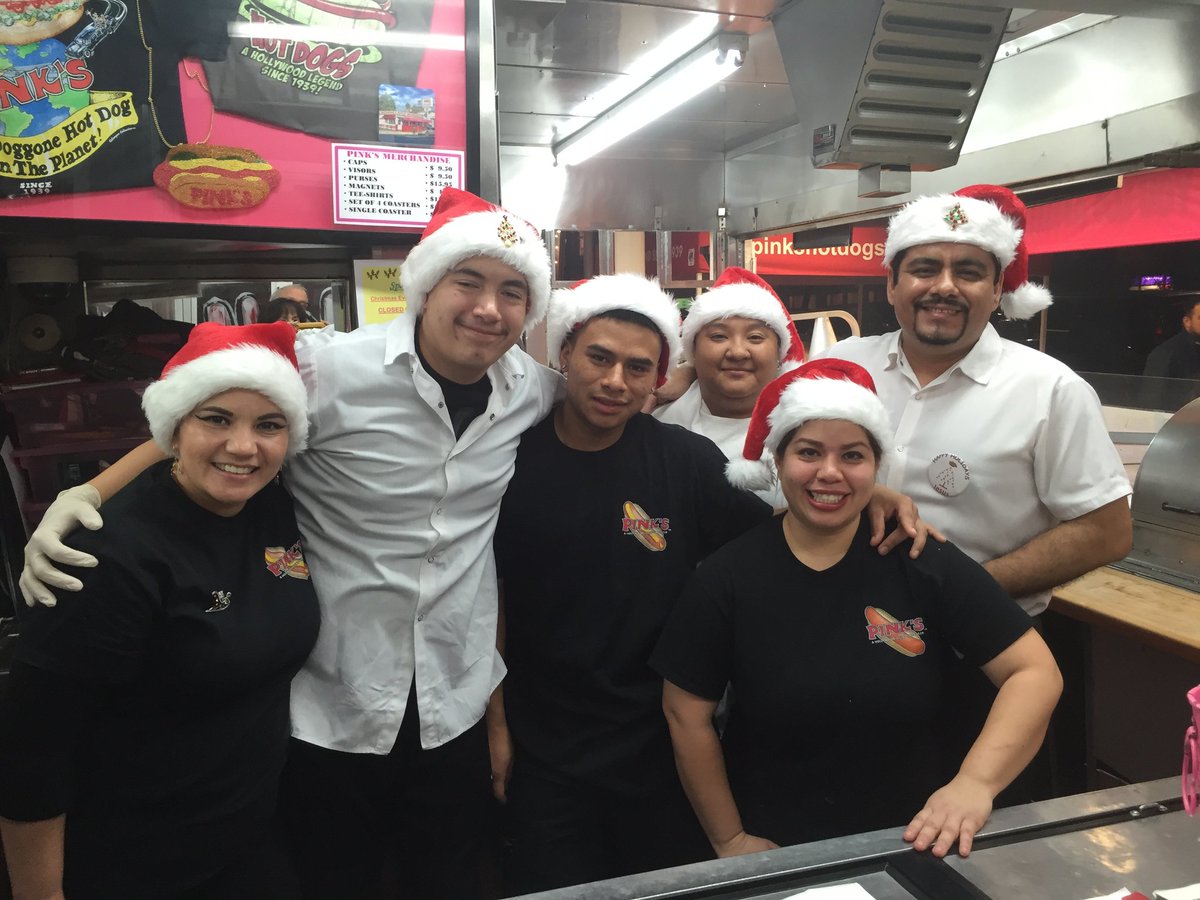 pinkshotdogs's tweet photo. When you are too tired to cook after a day of shopping, let us take care of you! #HoHoHo #HappyHolidays #OpenUntil2am https://t.co/dpLdq9eaMd
