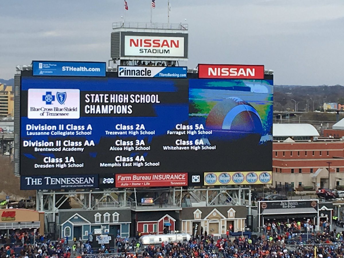 GeorgiaTouliat's tweet photo. @Titans vs @Broncos game today! Proud @LausanneAlumni @LausanneFB State Champs! #WitnessHistory #HistoryWitnessed https://t.co/wrBecSVDxa