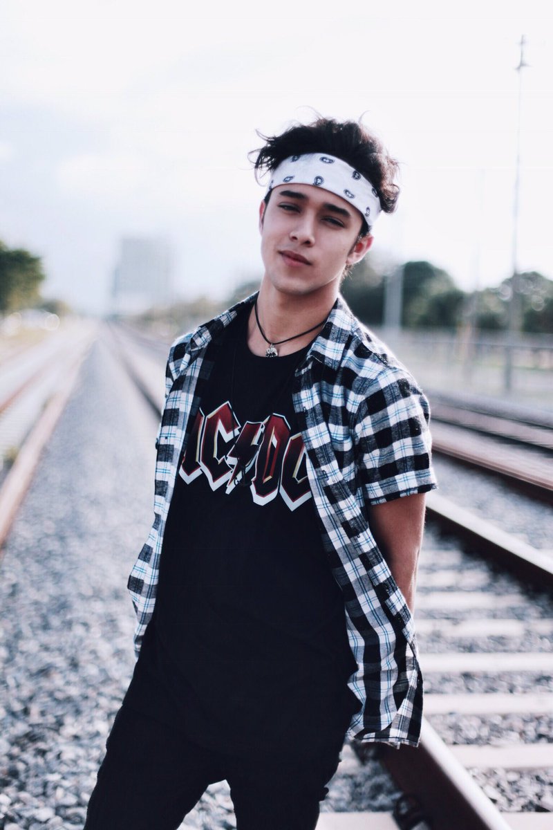 JOELDELE0N's tweet photo. https://t.co/1Xx4Tl82Yv