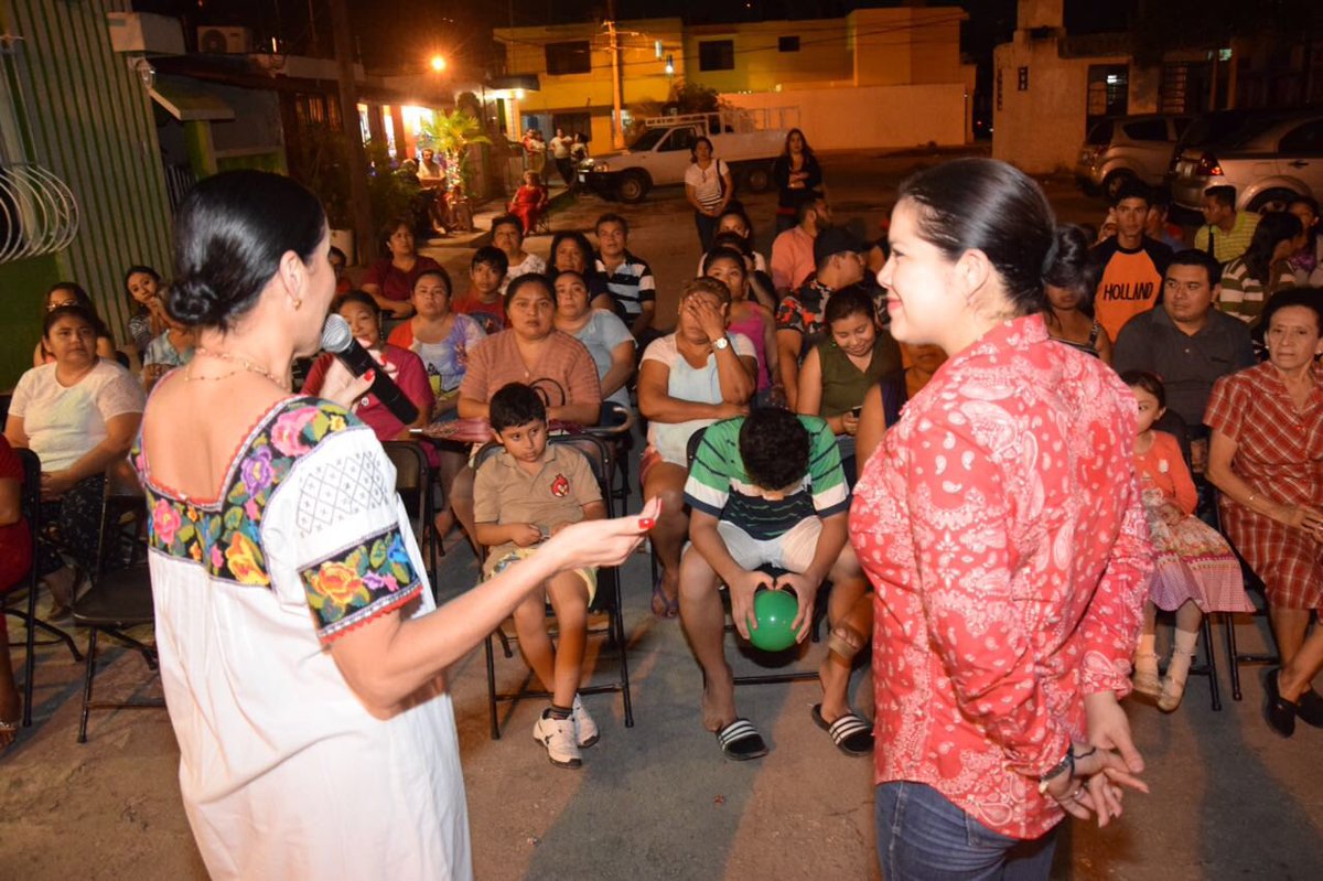 EnElD3's tweet photo. Iniciamos con #CaravanasNavideñas2016 #SantaBárbara #JuntosPorEl3 https://t.co/l80KgXPIva
