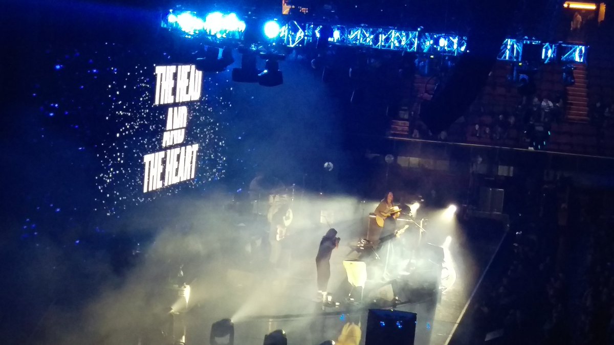 From the #Rams to #kroqxmas at @theforum today couldn't be more why #ilovela <a href="/kroq/">The World Famous KROQ</a>
