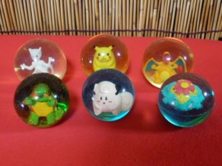 めいざー On Twitter 中にポケモンが入ってるポケモンスーパーボール