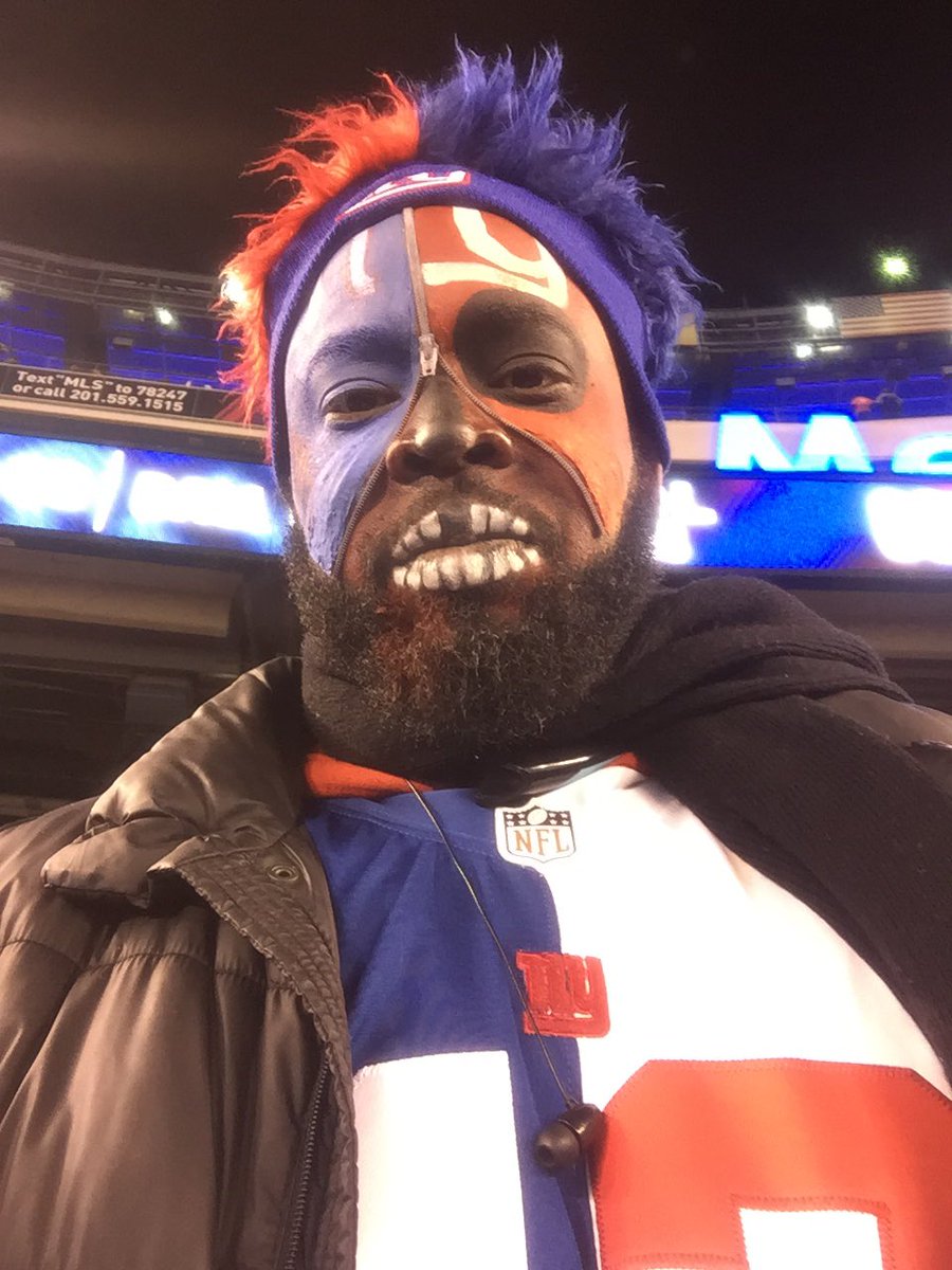 ConslurrMonsta's tweet photo. Let's go big blue!!!! #goface #NewYorkGiants #BigBlue https://t.co/KLx5hTdr1Q