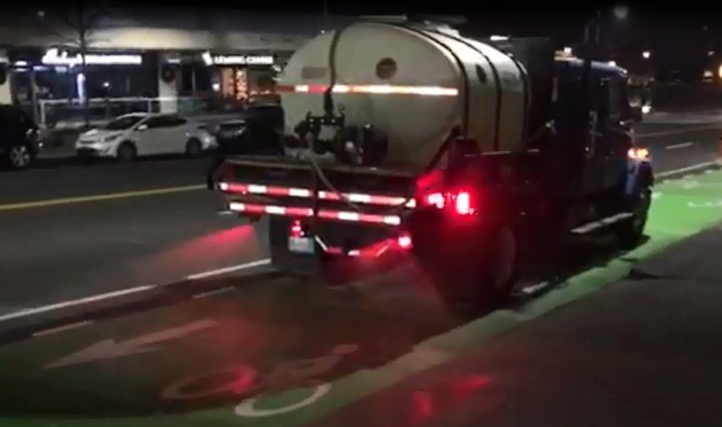 CzccLhTXAAEH4bu.jpg:large