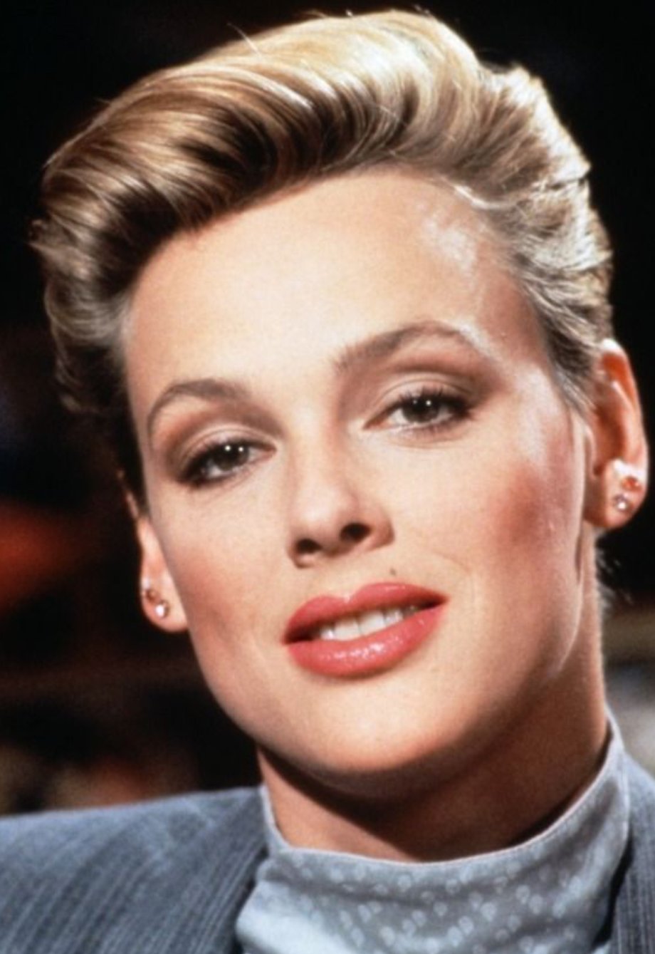 ふじ Sur Twitter 友人と話していてスウェーデンとデンマークの違いは何 と聞かれスウェーデンは北欧雑貨が素敵な国 デンマークはブリジット ニールセンの生まれた国 と答えてみたが友人はキョトンとしてた ブリジットはスタローンの嫁だった頃 スタローン支払い