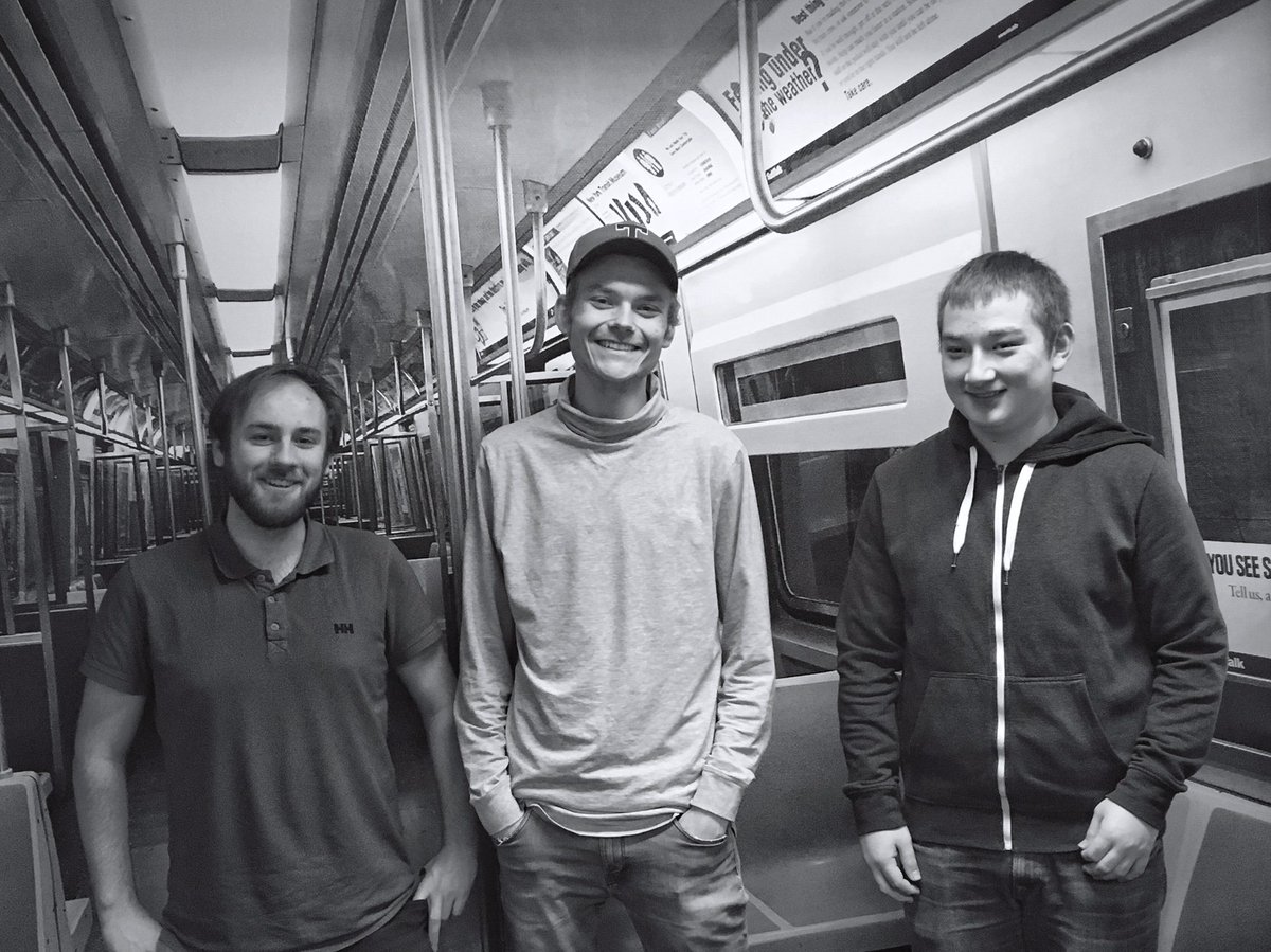 morningtrain_dk's tweet photo. Nissen kom også med gaver i år 🎅 Gaverne består i Lasse, Steen og Mikkel - vores nyeste tilføjelser til backend og frontend #webdk #digidk https://t.co/IXG4ecSFrD
