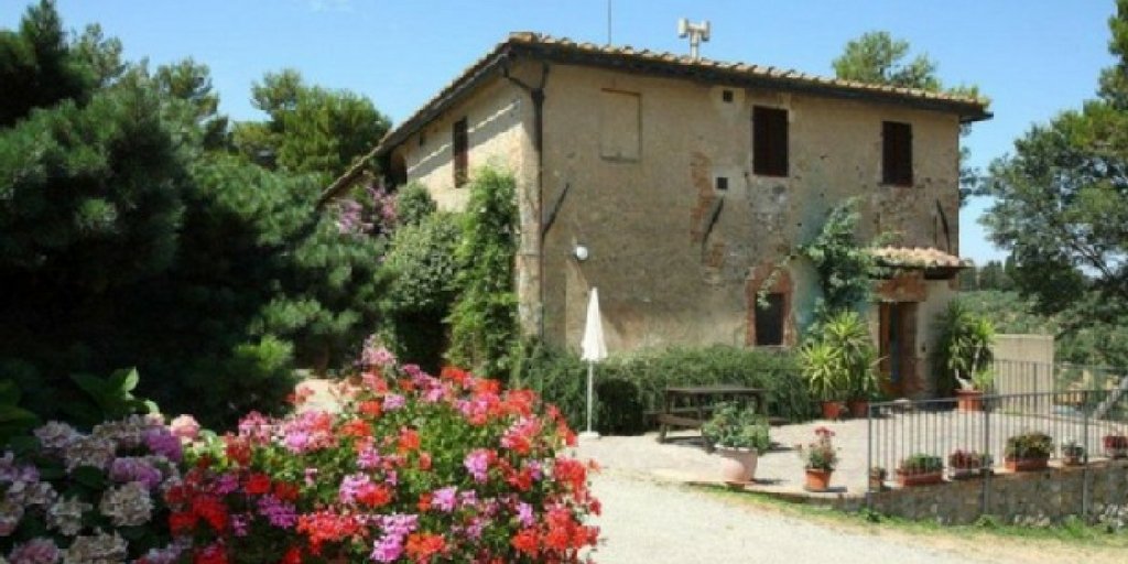 #Natale si avvicina! Fai ancora in tempo a regalare una vacanza da sogno immersa nel verde con #Torural! goo.gl/zIUzPW