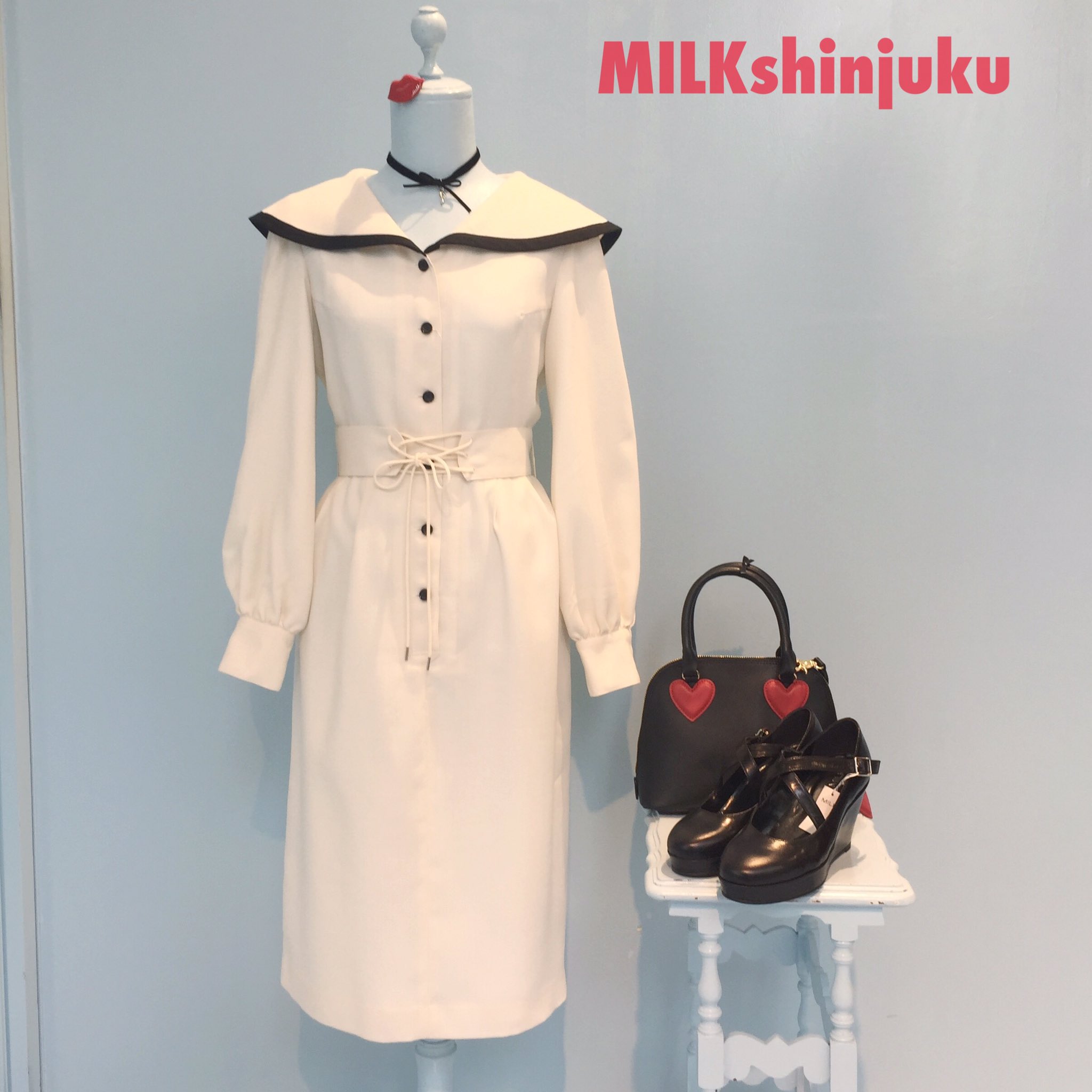 MILK新宿店 på Twitter: "MILKでは珍しい、タイトなラインのミドル丈ドレスが入荷致しました♡ 大きめなセーラーのような