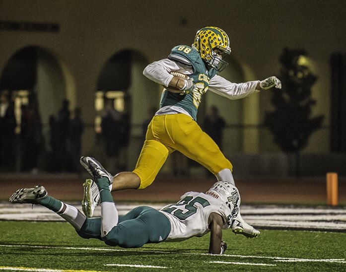 terrancejack's tweet photo. #2016 #allsunsetleague #edisonchargersfootball #allleague #cifchampions #ssa13 #terryjackphotograhy #surfcityactionphotos @terrancejack https://t.co/v7aOVOlVhN