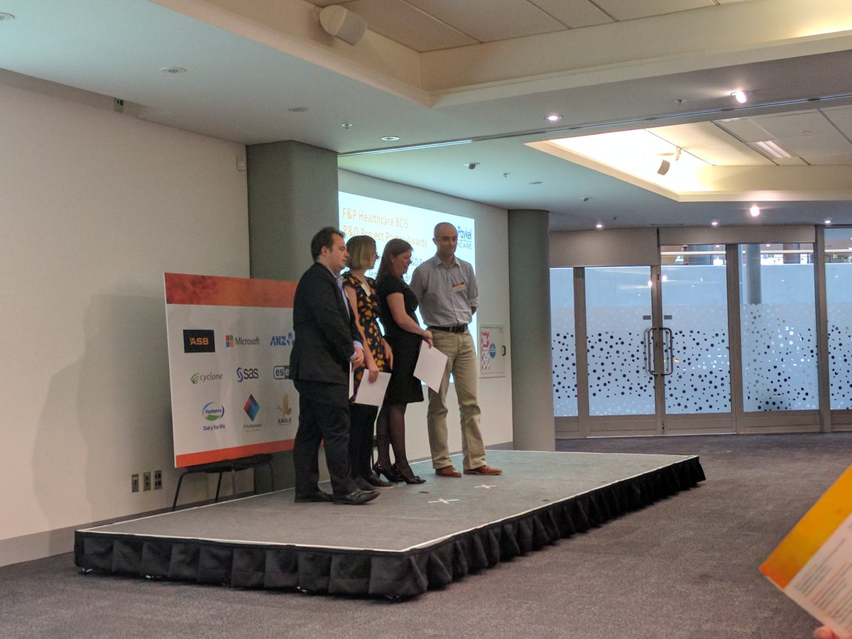 majoely's tweet photo. Best poster award presented by @fphcare @autcs #autawards https://t.co/SDUJ3HMcU0
