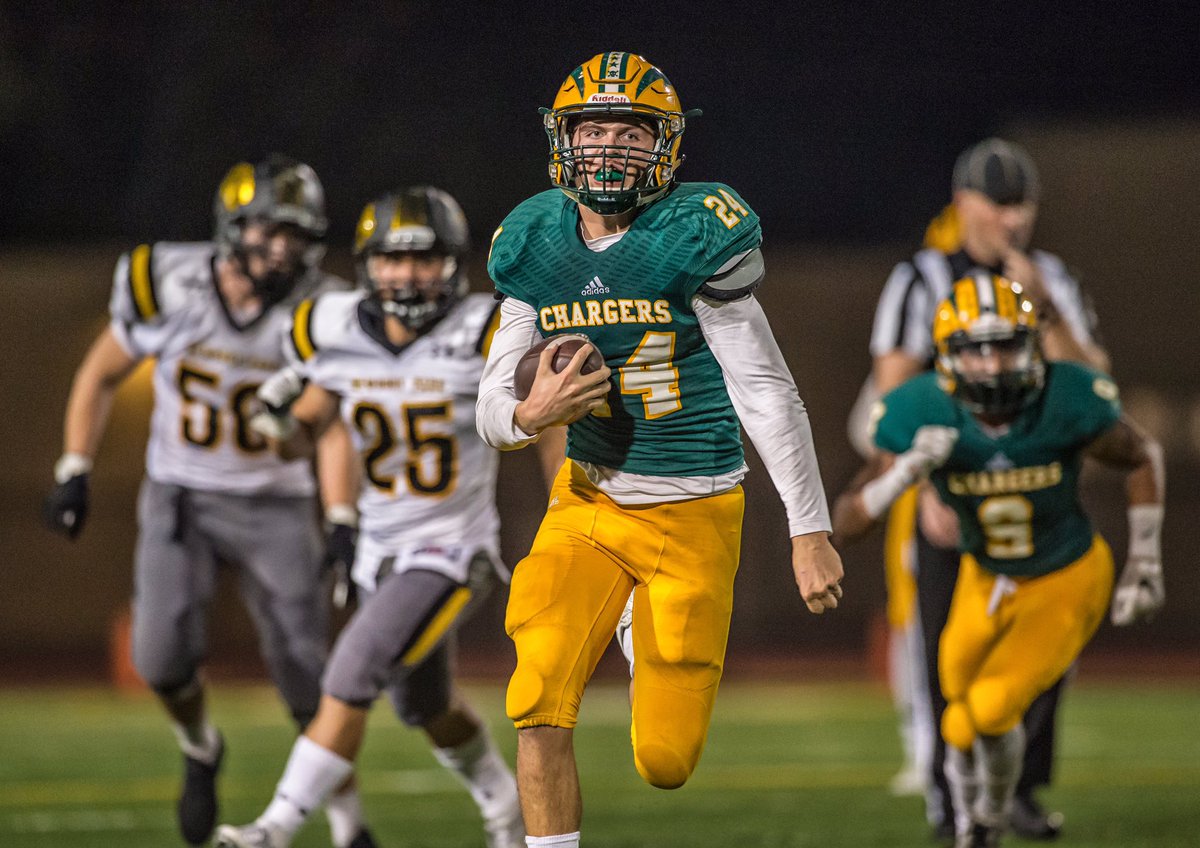 terrancejack's tweet photo. #2016 #allsunsetleague #edisonchargersfootball #allleague #cifchampions #ssa13 #terryjackphotograhy #surfcityactionphotos @terrancejack https://t.co/c4NhYffgcE