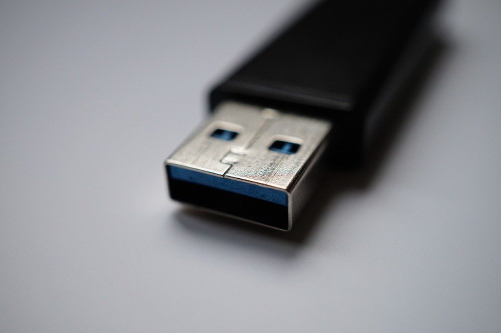 Fulfillment's tweet photo. From smart watches to thunderbolt screens & their charging cords, #SmallElectronics are BIG. #OrderFulfillment https://t.co/hcp0wkoGtp