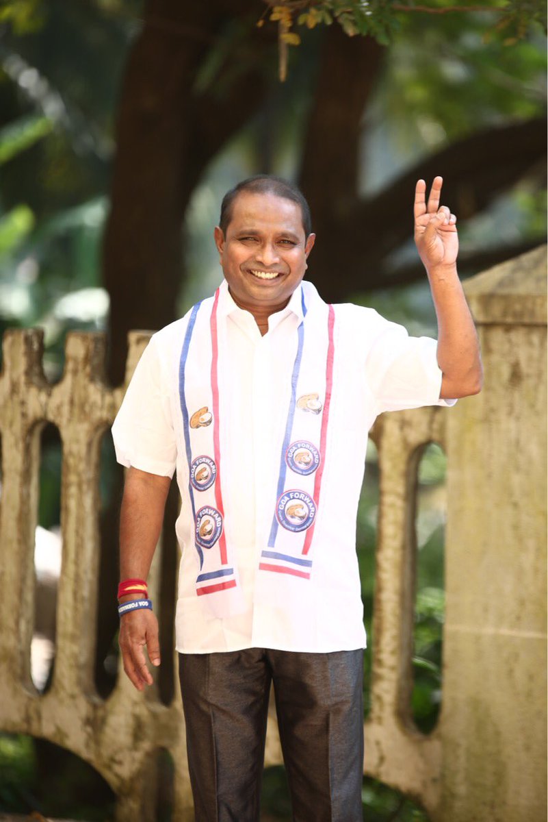 Goaforwardparty's tweet photo. Vinod Palyekar taking #SiolimForward to take #GoaForward. https://t.co/AMeunONGoN