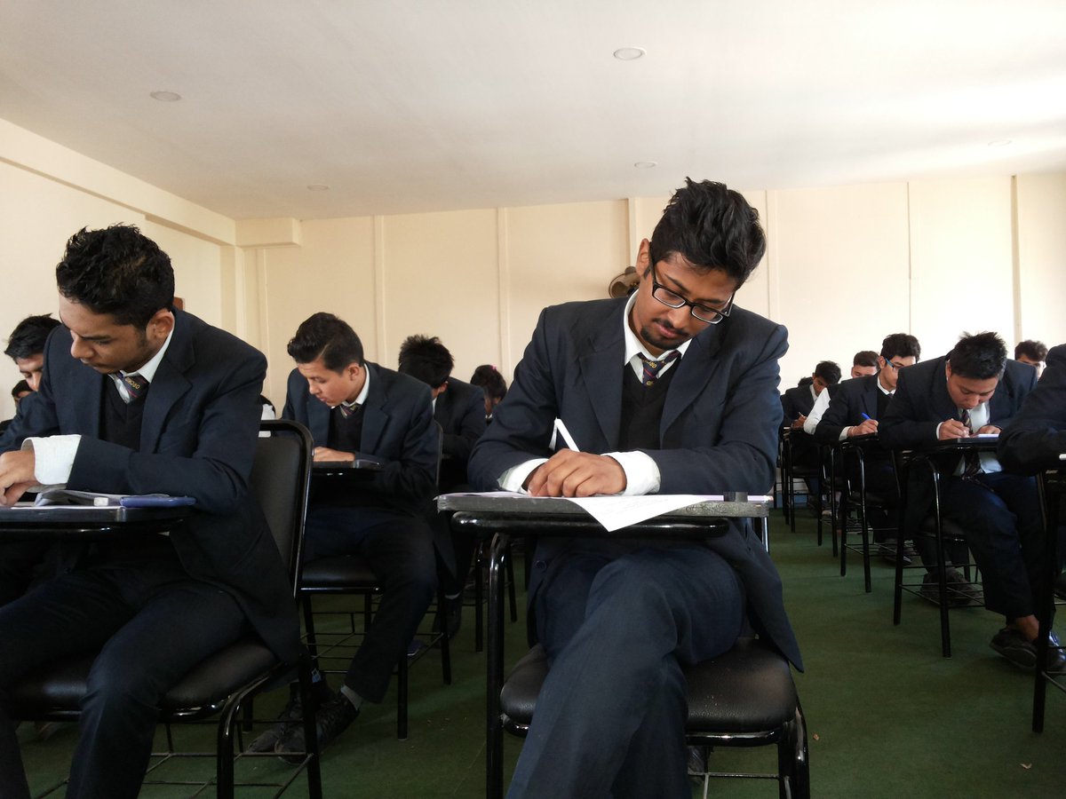 jijibisha's tweet image. शान्त र मर्यादित परीक्षा कक्ष।
#orchidinternationalcollege
#bsccsit
#thirdsemester
#computerarchitecture