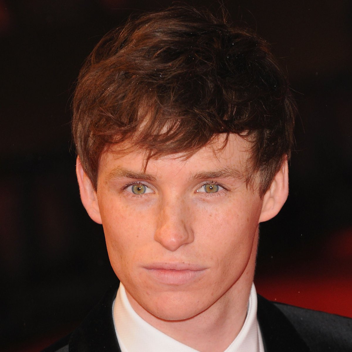 O Xrhsths Eddie Redmayne Japan Sto Twitter 前髪下ろしてるエディかっこいいですよね