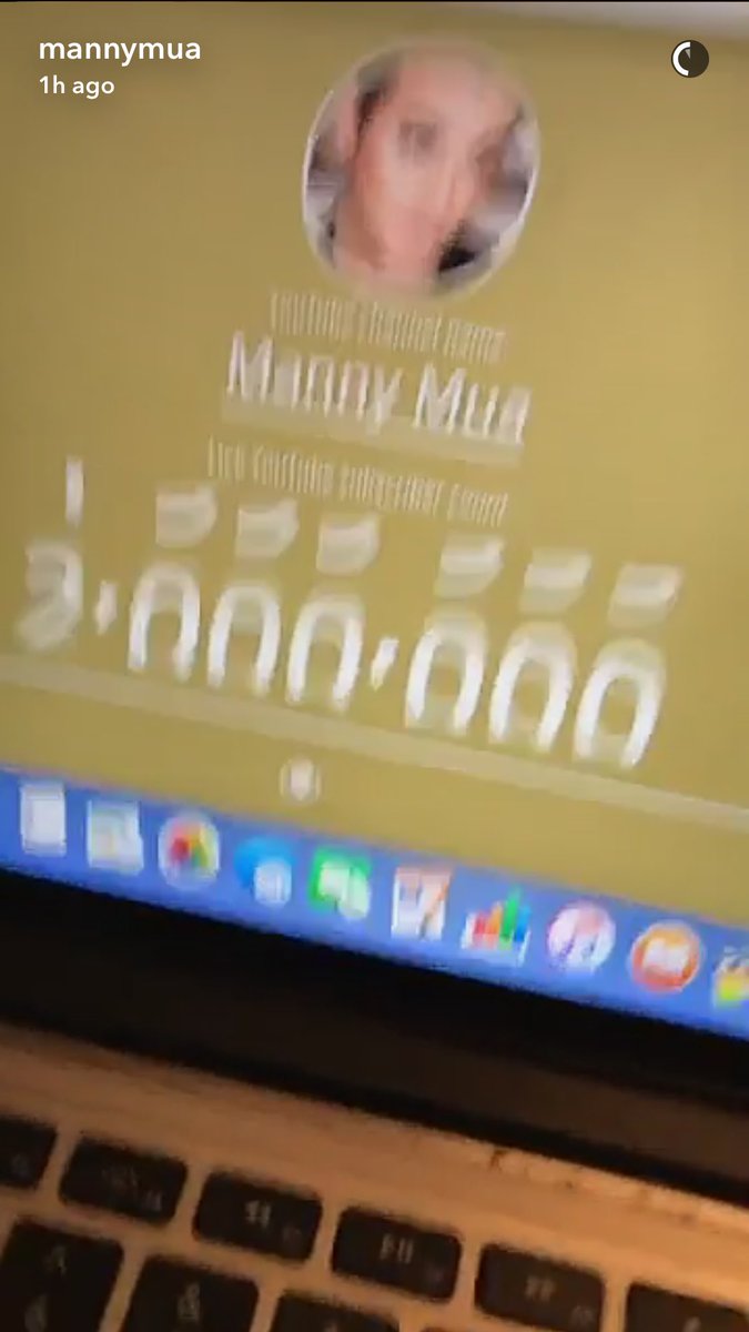 torisan227's tweet photo. @MannyMua733 I hope you see this because there are 1,999,999.... or 2,000,000 #Mannyacs out there  CONGRATULATIONS on 2 mil ❤️ https://t.co/skw7Otc3m0