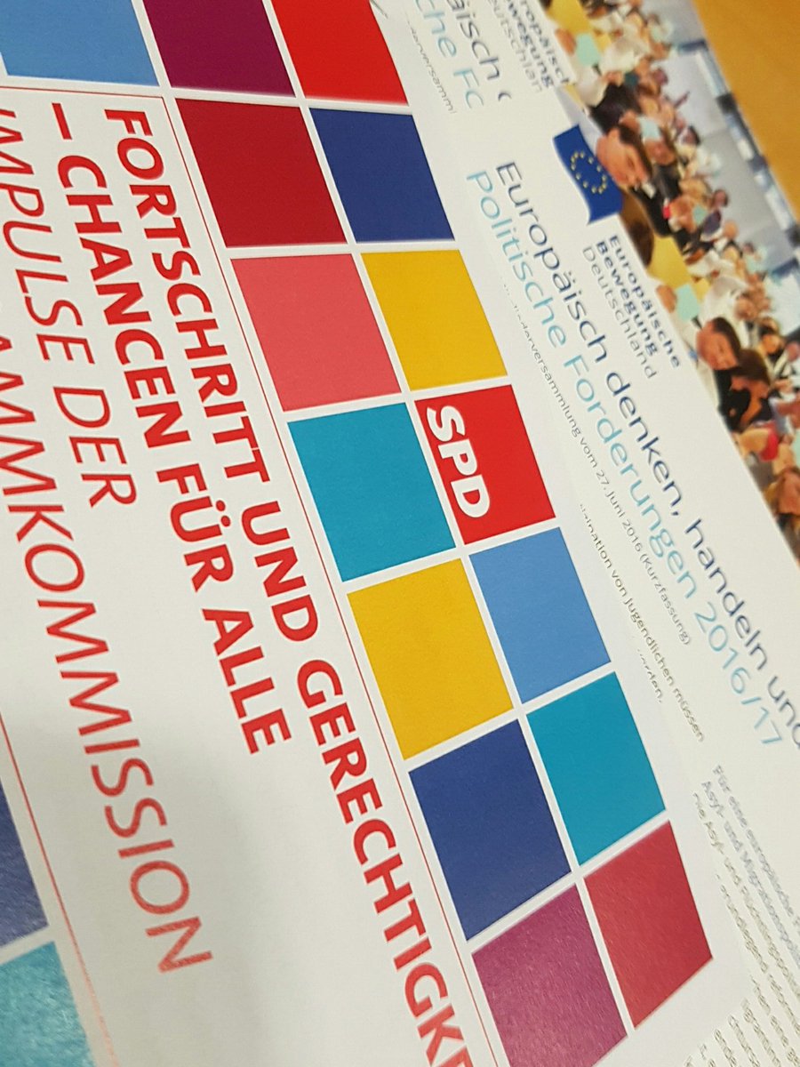 huettemann's tweet photo. #EBDPolitik trifft @spdde #openspd Vertrete @NetzwerkEBD bei Verbändedialog #BTW17 https://t.co/WVcGCct4qg https://t.co/xeVAeKi5NE