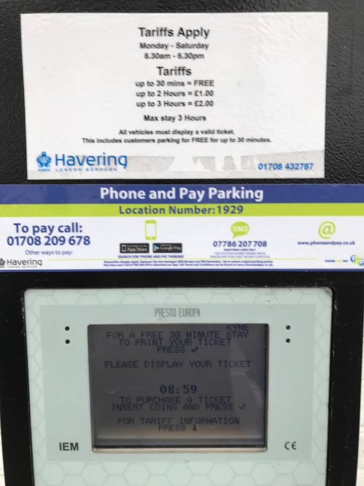 LeonidasOfS's tweet photo. @LBofHavering Nowhere does it say that without a full reg it's not an invaild ticket? Please correct me if I'm wrong, will I get a fine? https://t.co/hbyi6XPdHF