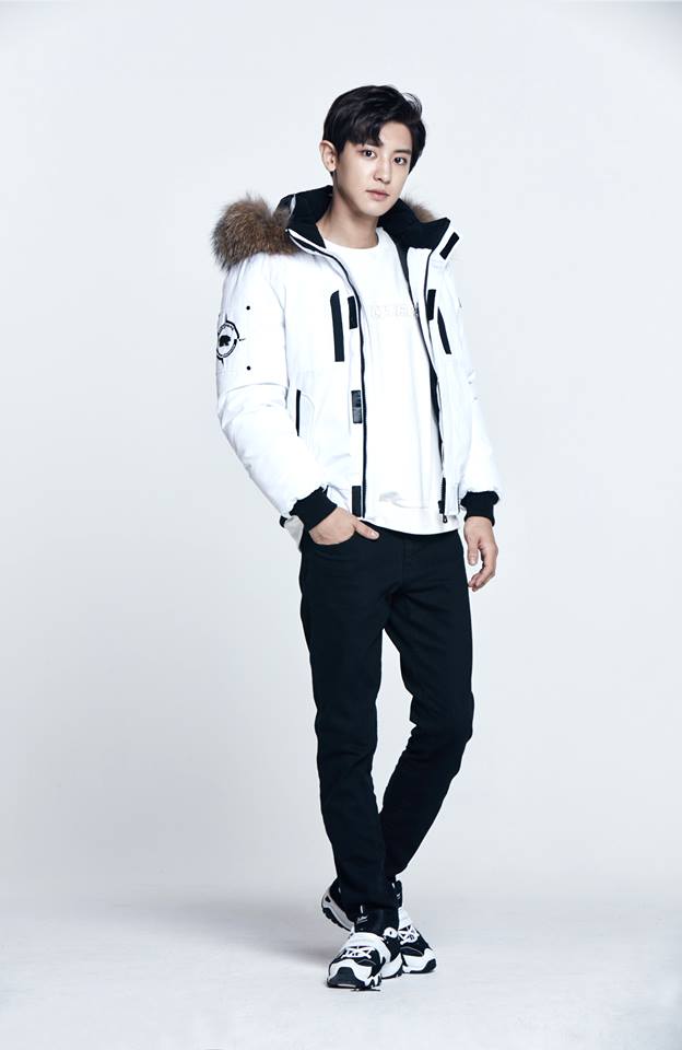 EXOGlobal's tweet photo. [OFFICIAL] 161212 Sketchers Facebook Update - Chanyeol https://t.co/lmkxWbq5xO