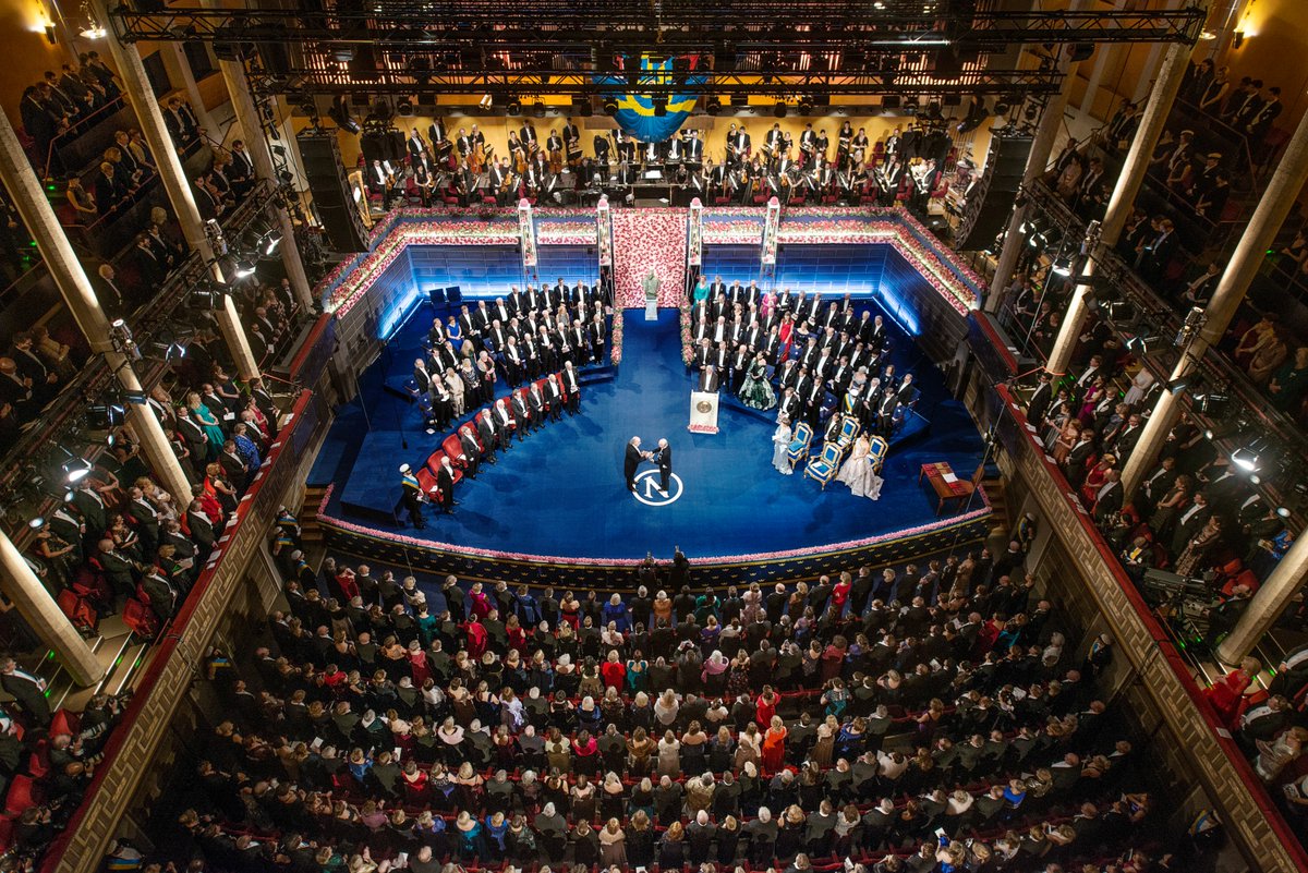 Rogers_Corp's tweet image. RT @nobelprize: Physics Laureate Duncan Haldane receives his #NobelPrize 10 Dec. at the Stockholm Concert Hall.