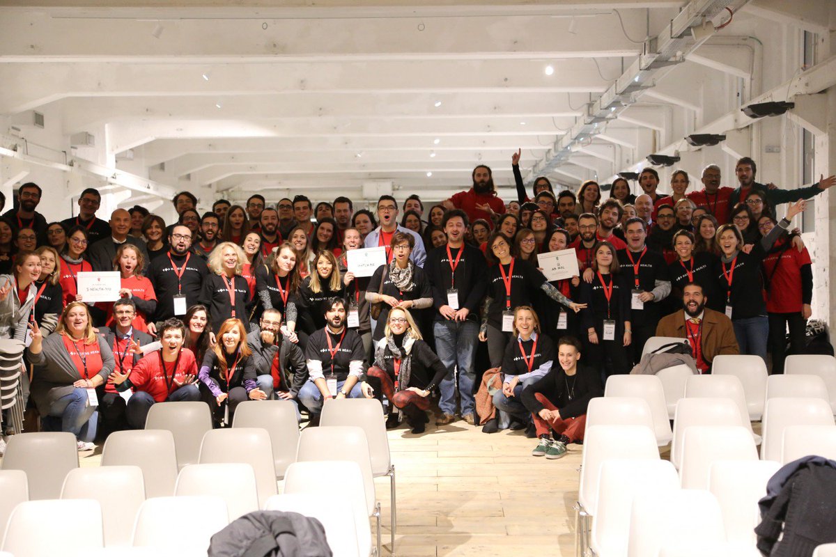 The #pitch I presented at <a href="/HH_Milano/">Hacking Health Milan</a> has been #awarded by @BioUpperItalia and gained a special mention by #HHMilan :D #ThankYou! Go Kit!