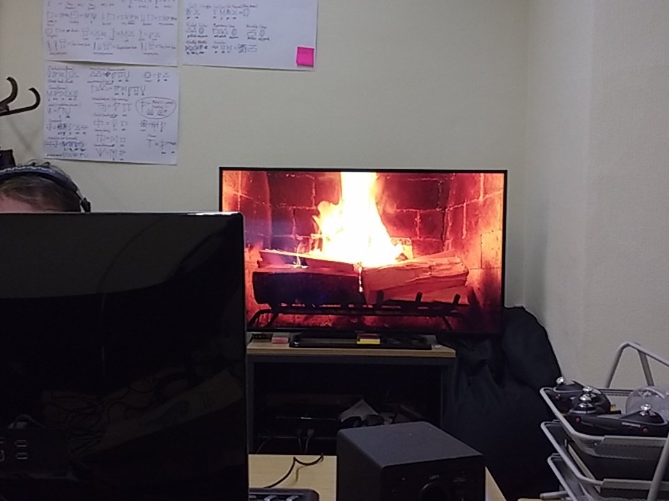 DotGameInc's tweet photo. It's officially Christmas time in DotGame HQ 🌠❄☃🔥🎄🎄 #gamedev #indiedev https://t.co/JwwMUjyETZ