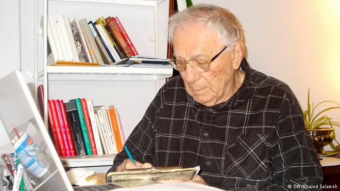 dw_arabic's tweet image. النشطاء السوريون ينعون المفكر الكبير صادق جلال العظم
 dw.com/p/2U8xi