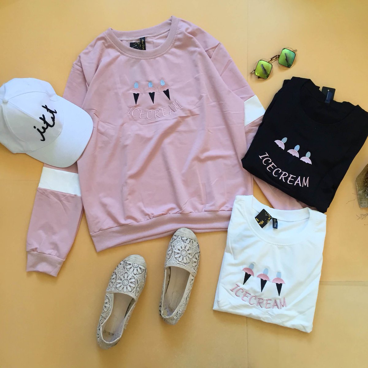 Shops_ree's tweet photo. เสื้อแขนยาวทูโทน  ปักลายไอติมน่ารักมากก อก 32-36  ยาว 25"

250.- https://t.co/Al4YIA7dKf