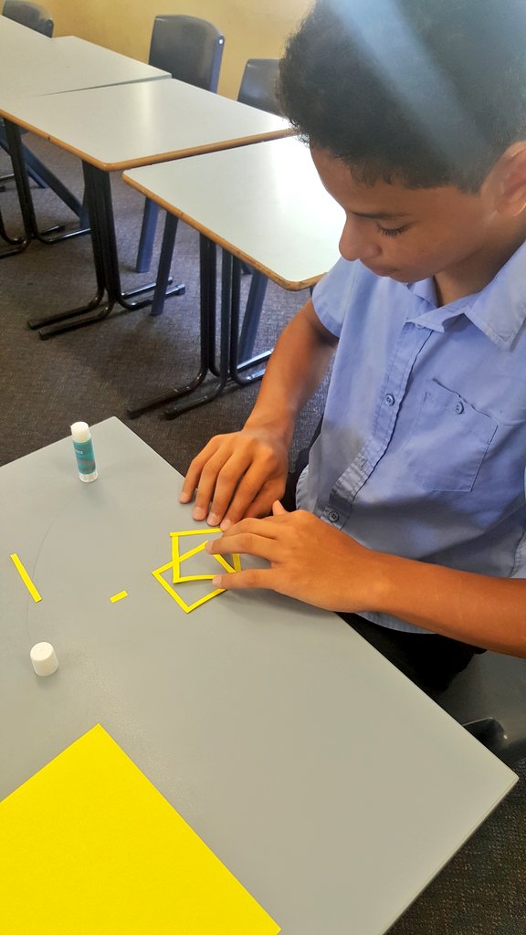 dounya_fattouh's tweet photo. Funny how far paper can take you!
#STEAM Paper Chain Challenge @PunchbowlBoys
#pbhsmaths
#pbhsgood
#creativelearners
#whosaysmathsisboring https://t.co/HeaDWGGPqB