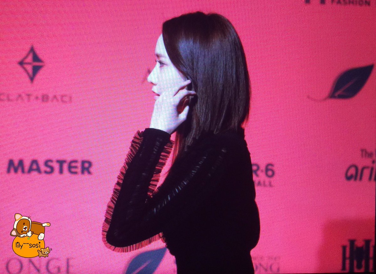 [PIC][12-12-2016]YoonA tham dự "The 31th KOREA BEST DRESSER 2016 SWAN AWARD" vào tối nay CzeE6jUVEAA0qSz