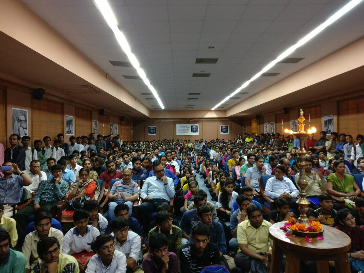 abhayjere's tweet photo. Thanks LD College Ahmedabad! Phenomenal response for #SmartIndiaHackathon2017 Awareness workshop. https://t.co/KTtJGuVx20