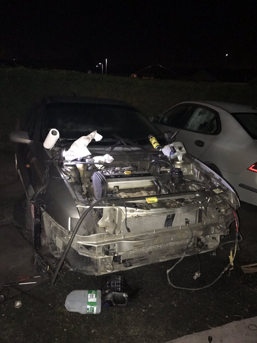 wrightson_jon's tweet image. The project has begun! #calibra #b204 #projectcar