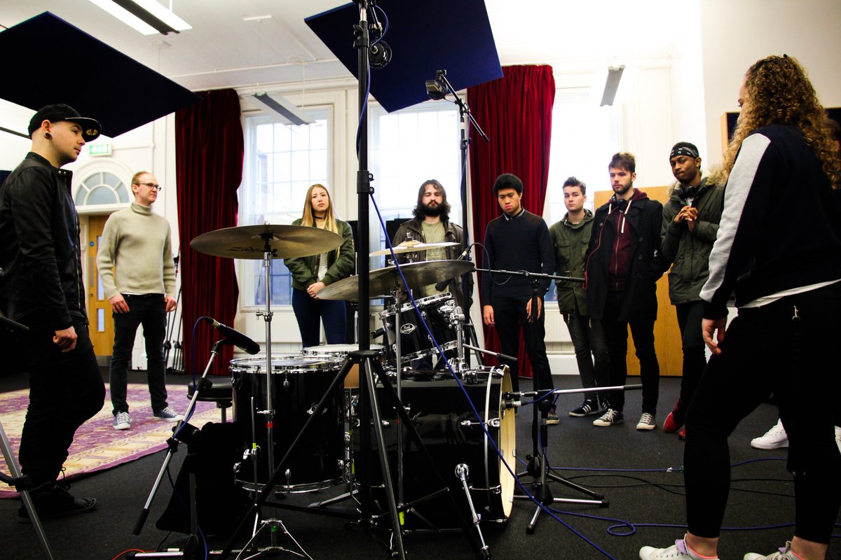 SAEinstituteUK's tweet photo. Great to welcome Music students from @CityofOxfordCol to SAE Oxford today to take part in Audio Workshops #creativityshared https://t.co/yhuWBaqxkw