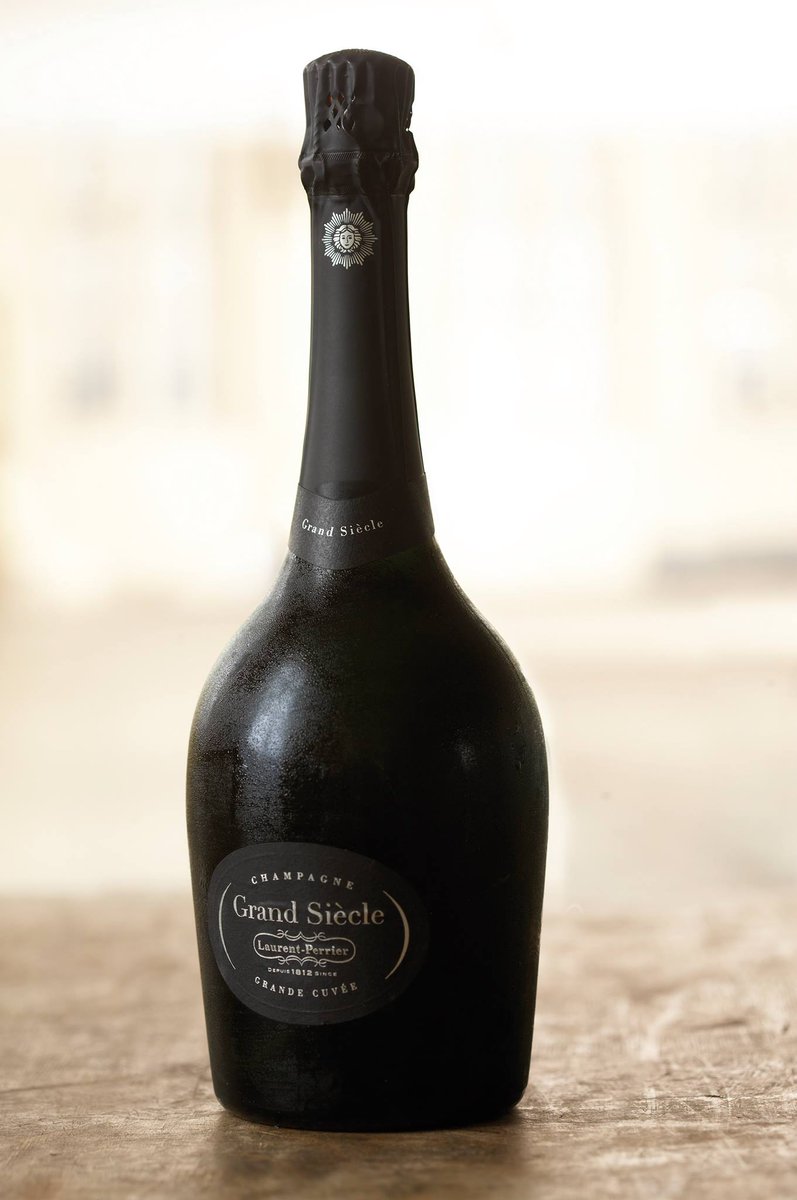 MillesimaFR's tweet photo. #LaurentPerrier #champagnelover L’innovation « #GrandSiècle » à la coupe dans Le Grand Restaurant chez J.F. Piège durant tout décembre. https://t.co/3O9dM7fd3q