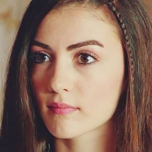 Bugün, Oyuncu #BurcuÖZBERK Doğumgünü, Sağlıklı Başarılı Mutlu Yıllar <a href="/burcu_ozberk/">Burcu Özberk</a>