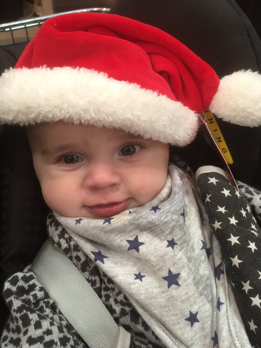 xxLauraPhillips's tweet photo. #tmtreeselfie 💙FREDDIE 6 months old yesterday #firstchristmas https://t.co/mBcrLAle5y