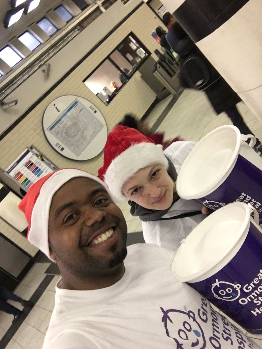 Helder (@helderjrdias) on Twitter photo #Dosh4Gosh London Tower Bridge PI bucket collection at Embankment Tube Station today <a href="/GreatOrmondSt/">Great Ormond Street Hospital for Children</a> <a href="/placemadebyyou/">A Place Made By You</a> <a href="/londonCSPI/">LondonCentralSouthPI</a> <a href="/SDEBDD/">simon ewins</a> #Dosh4Gosh London Tower Bridge PI bucket collection at Embankment Tube Station today <a href="/GreatOrmondSt/">Great Ormond Street Hospital for Children</a> <a href="/placemadebyyou/">A Place Made By You</a> <a href="/londonCSPI/">LondonCentralSouthPI</a> <a href="/SDEBDD/">simon ewins</a>