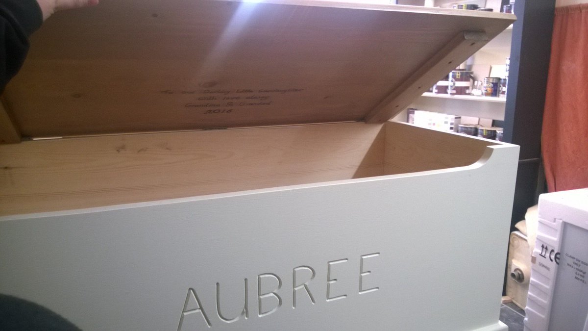 PrioryKitchen's tweet image. Check our our personalised childrens toy boxes for Christmas. Call 01493 662956 or email inpine@tiscali.co.uk #greatyarmouth #Christmas