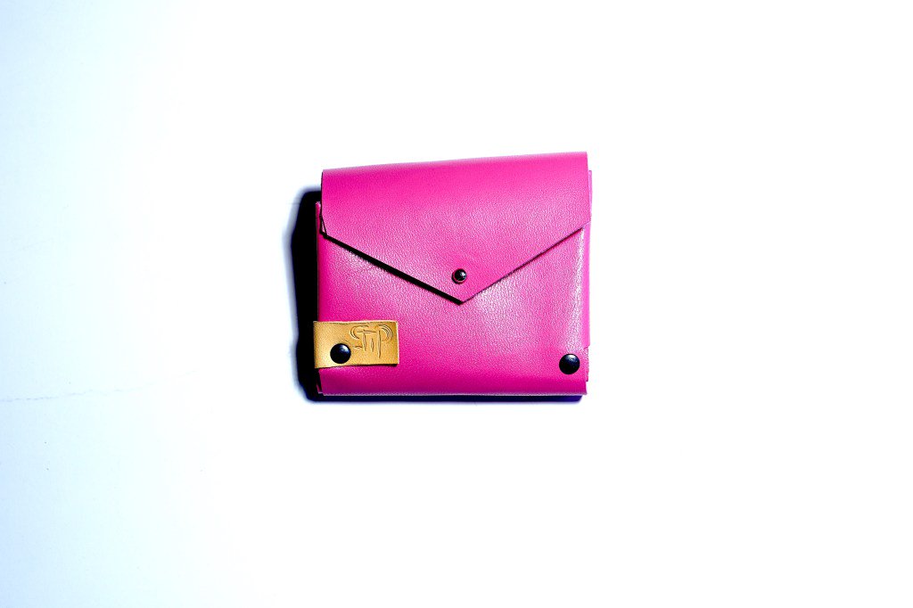 SLeatehr's tweet photo. The Magenta Red Wallet https://t.co/EMYBE5zGGB https://t.co/u2gD9WdJMC