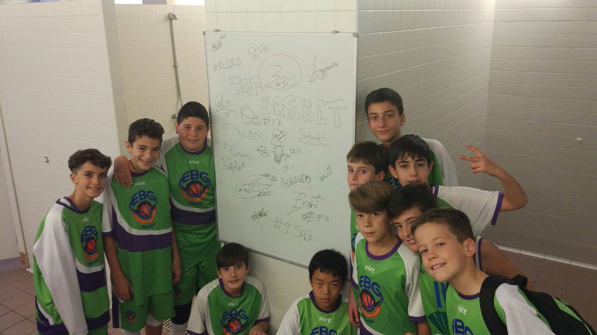 pablosky6's tweet photo. Gran experiencia vivida con los #Enanos en el @topbasquet. Fundamental para seguir creciendo y cogiendo experiencia! #Mini2005 https://t.co/7uMBria10K