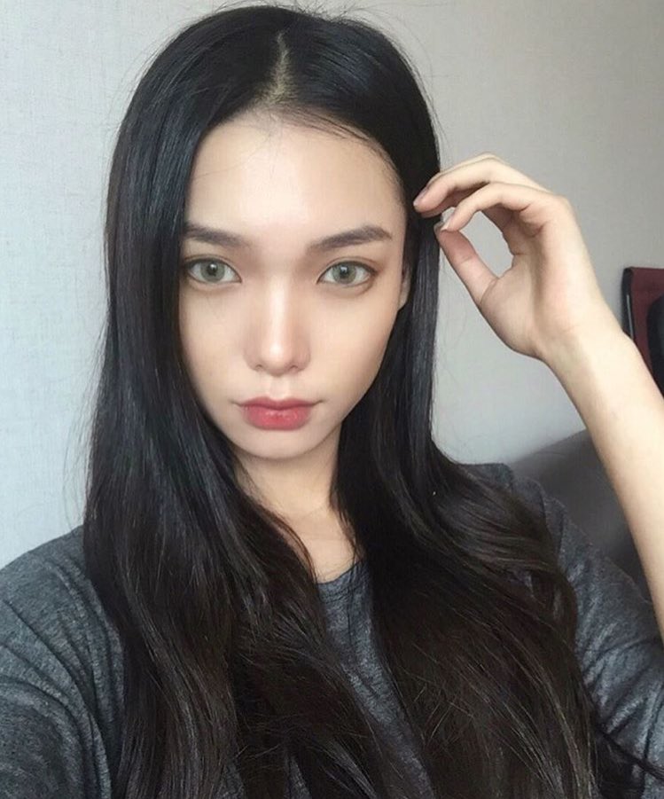 kwonliyann's tweet photo. gd's partner in last dance is a model under ygkplus!! https://t.co/p9XYTa8XwI