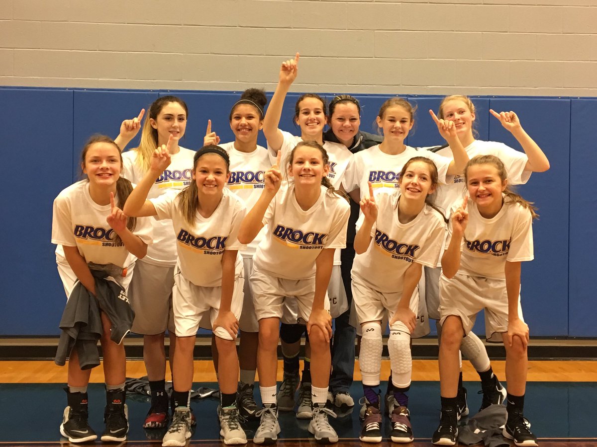 5thGeo's tweet photo. Proud of each one of these girls.  1st Brock Tourney...wear those shirts with pride today girls.  #ladycats#godleyisd https://t.co/jEy0GJZvGP