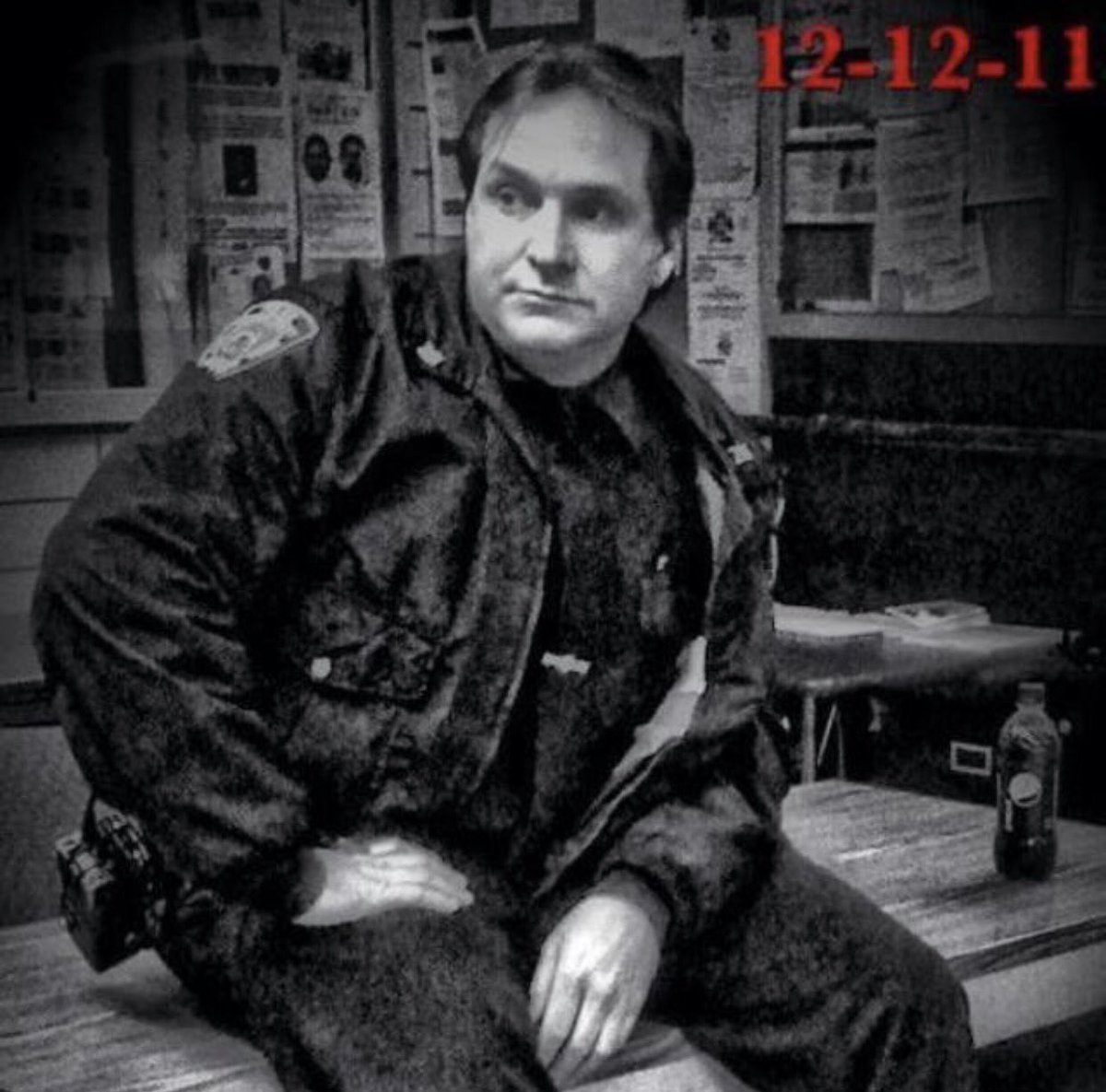 Peter Figoski, 47, father of 4 girls. Murdered 5 yrs ago today, 0212 hours. We will #neverforget our fallen #NYPD heroes or their families.