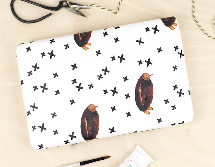cardgiftnetwork's tweet photo. 12 of the Best New Christmas Wrapping Papers of 2016 - https://t.co/zM8eioWfO7 - featuring @plewsystudio &amp; more! https://t.co/EkcUcRZX59
