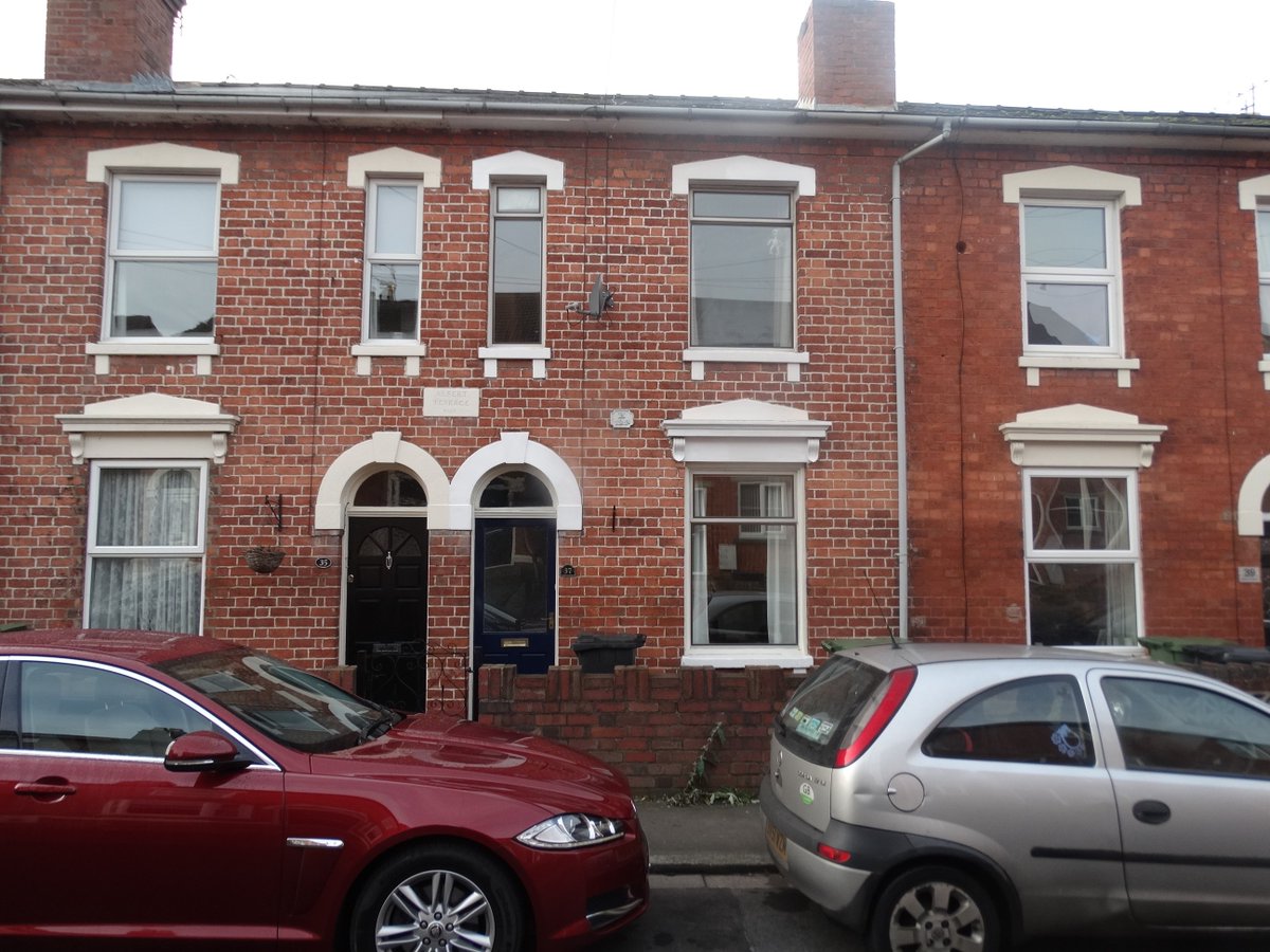 COMING SOON! Mid terrace, Victorian 2 bed ideal for first time buyers or investors! £145,000. For more information call 01905 610100