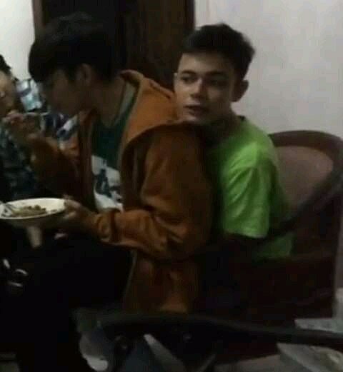 anggaldii_16's tweet photo. Asekk😉dipangku @Bryan_Andrew22 wkwk😂✌
#MIL2Dunia #MIL2DuniaBikinBaper https://t.co/3P5jeM1tPg